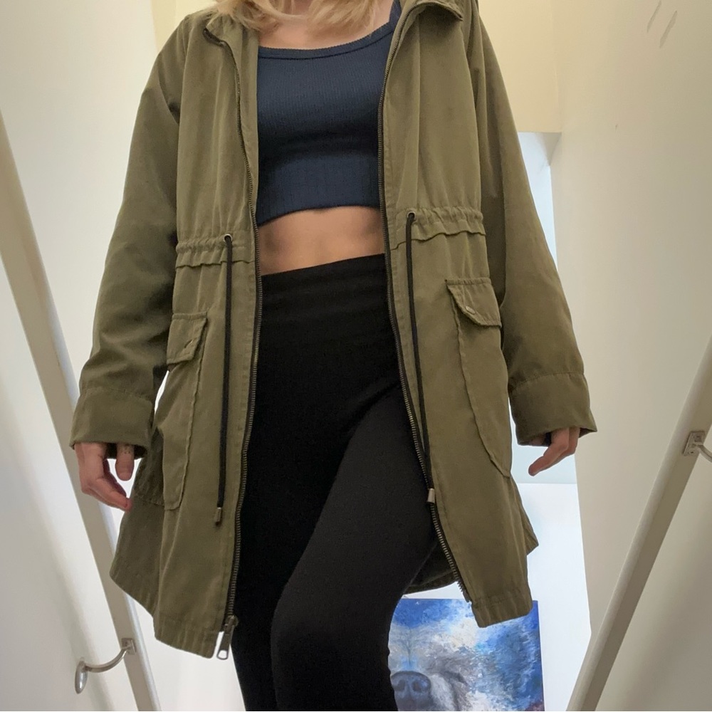 Army green light weight long jacket with hood